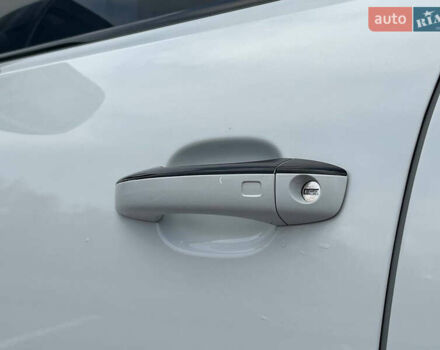 Белый Ауди Ку 5, объемом двигателя 3 л и пробегом 209 тыс. км за 21000 $, фото 14 на Automoto.ua