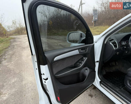 Білий Ауді Ку 5, об'ємом двигуна 1.97 л та пробігом 254 тис. км за 18600 $, фото 15 на Automoto.ua