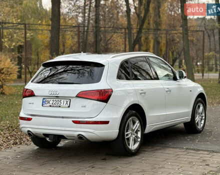 Білий Ауді Ку 5, об'ємом двигуна 3 л та пробігом 181 тис. км за 18999 $, фото 13 на Automoto.ua