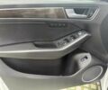 Белый Ауди Ку 5, объемом двигателя 3 л и пробегом 160 тыс. км за 5400 $, фото 9 на Automoto.ua
