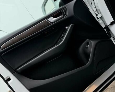 Білий Ауді Ку 5, об'ємом двигуна 1.98 л та пробігом 197 тис. км за 14999 $, фото 81 на Automoto.ua