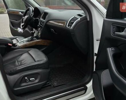 Білий Ауді Ку 5, об'ємом двигуна 1.98 л та пробігом 256 тис. км за 13500 $, фото 4 на Automoto.ua