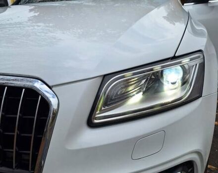 Белый Ауди Ку 5, объемом двигателя 1.97 л и пробегом 160 тыс. км за 24499 $, фото 2 на Automoto.ua