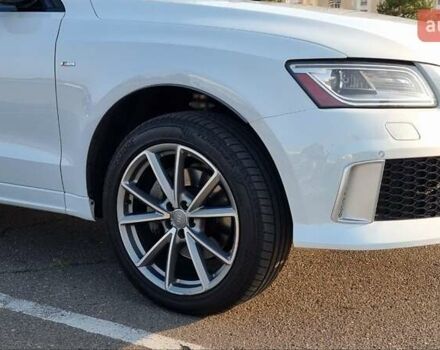 Білий Ауді Ку 5, об'ємом двигуна 2.97 л та пробігом 224 тис. км за 22999 $, фото 6 на Automoto.ua