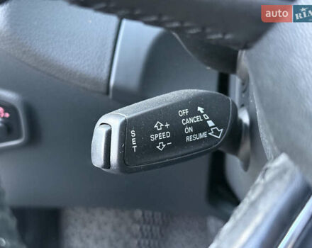 Білий Ауді Ку 5, об'ємом двигуна 2 л та пробігом 196 тис. км за 16300 $, фото 30 на Automoto.ua