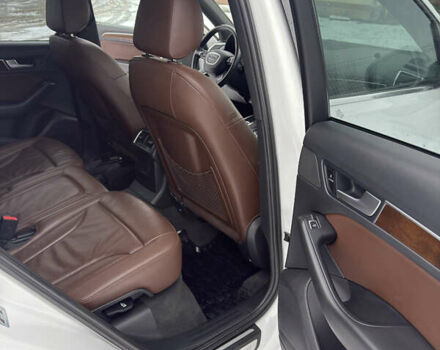 Белый Ауди Ку 5, объемом двигателя 2 л и пробегом 150 тыс. км за 17000 $, фото 23 на Automoto.ua