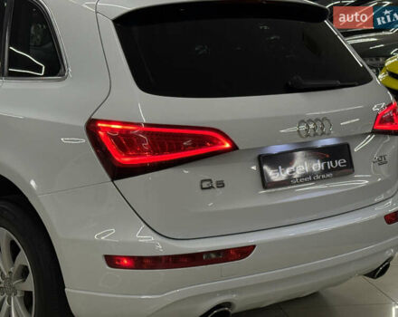 Белый Ауди Ку 5, объемом двигателя 2 л и пробегом 196 тыс. км за 15999 $, фото 14 на Automoto.ua