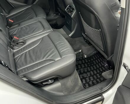 Белый Ауди Ку 5, объемом двигателя 3 л и пробегом 220 тыс. км за 17800 $, фото 9 на Automoto.ua