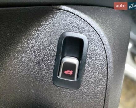 Білий Ауді Ку 5, об'ємом двигуна 1.98 л та пробігом 271 тис. км за 14550 $, фото 57 на Automoto.ua