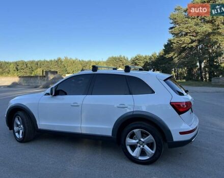 Белый Ауди Ку 5, объемом двигателя 1.97 л и пробегом 254 тыс. км за 18800 $, фото 4 на Automoto.ua