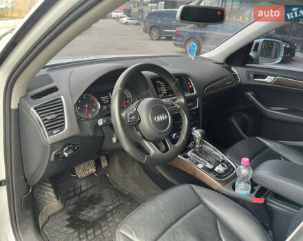 Белый Ауди Ку 5, объемом двигателя 3 л и пробегом 209 тыс. км за 21000 $, фото 20 на Automoto.ua