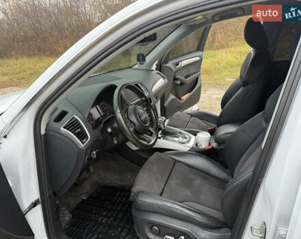 Білий Ауді Ку 5, об'ємом двигуна 1.97 л та пробігом 254 тис. км за 18600 $, фото 16 на Automoto.ua