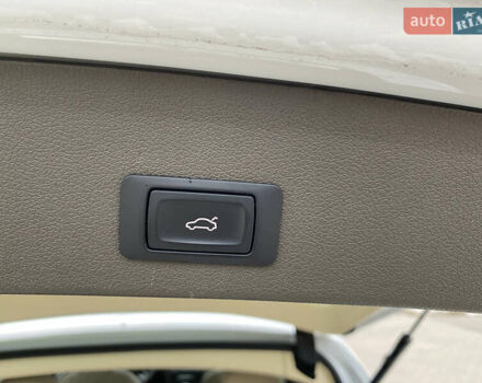 Белый Ауди Ку 5, объемом двигателя 2 л и пробегом 219 тыс. км за 14500 $, фото 9 на Automoto.ua