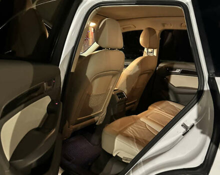 Білий Ауді Ку 5, об'ємом двигуна 2 л та пробігом 250 тис. км за 14000 $, фото 16 на Automoto.ua