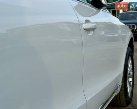 Білий Ауді Ку 5, об'ємом двигуна 2 л та пробігом 261 тис. км за 14499 $, фото 29 на Automoto.ua