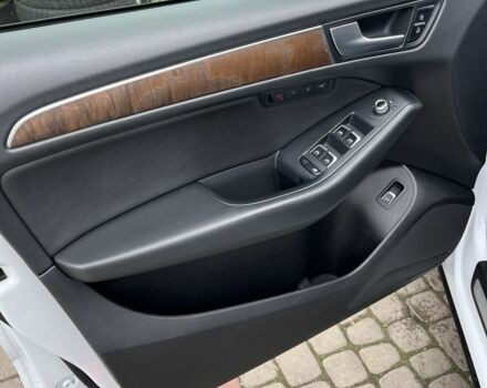 Белый Ауди Ку 5, объемом двигателя 3 л и пробегом 220 тыс. км за 17800 $, фото 14 на Automoto.ua