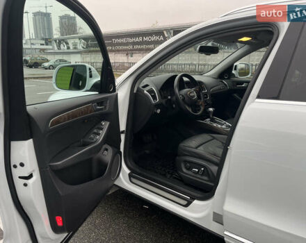 Белый Ауди Ку 5, объемом двигателя 1.98 л и пробегом 109 тыс. км за 15999 $, фото 8 на Automoto.ua