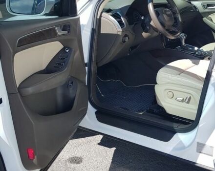 Белый Ауди Ку 5, объемом двигателя 2 л и пробегом 267 тыс. км за 13200 $, фото 12 на Automoto.ua