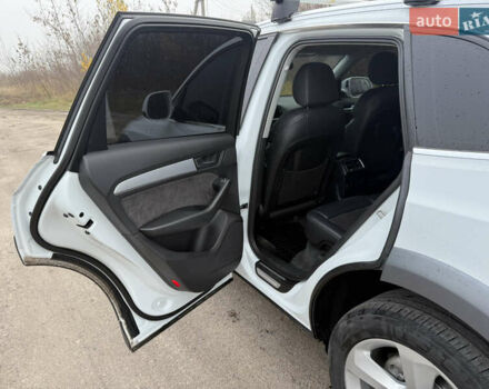 Білий Ауді Ку 5, об'ємом двигуна 1.97 л та пробігом 254 тис. км за 18600 $, фото 12 на Automoto.ua