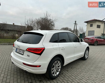Белый Ауди Ку 5, объемом двигателя 2 л и пробегом 252 тыс. км за 12500 $, фото 4 на Automoto.ua