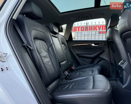 Білий Ауді Ку 5, об'ємом двигуна 2 л та пробігом 196 тис. км за 16300 $, фото 46 на Automoto.ua