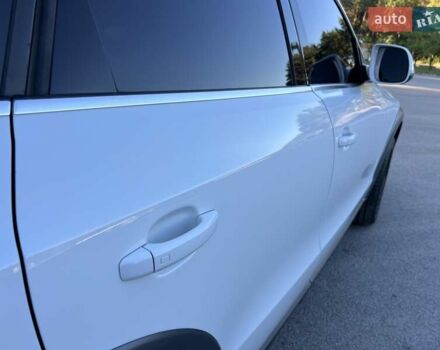 Белый Ауди Ку 5, объемом двигателя 1.97 л и пробегом 254 тыс. км за 18800 $, фото 58 на Automoto.ua