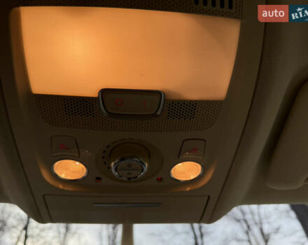 Білий Ауді Ку 5, об'ємом двигуна 3 л та пробігом 181 тис. км за 18999 $, фото 44 на Automoto.ua