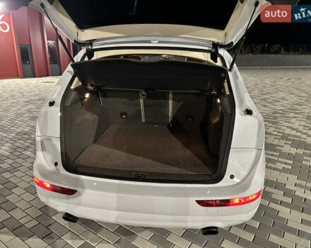 Білий Ауді Ку 5, об'ємом двигуна 2 л та пробігом 250 тис. км за 14000 $, фото 21 на Automoto.ua