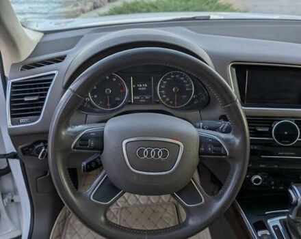 Белый Ауди Ку 5, объемом двигателя 2 л и пробегом 203 тыс. км за 15500 $, фото 6 на Automoto.ua