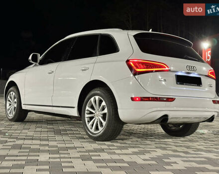 Білий Ауді Ку 5, об'ємом двигуна 2 л та пробігом 250 тис. км за 14000 $, фото 7 на Automoto.ua