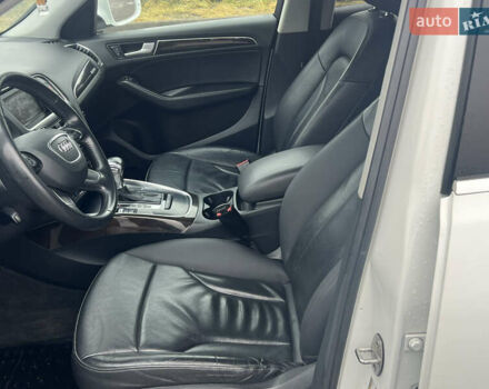 Білий Ауді Ку 5, об'ємом двигуна 2 л та пробігом 185 тис. км за 12200 $, фото 11 на Automoto.ua