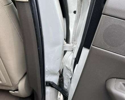 Белый Ауди Ку 5, объемом двигателя 1.98 л и пробегом 196 тыс. км за 8999 $, фото 10 на Automoto.ua