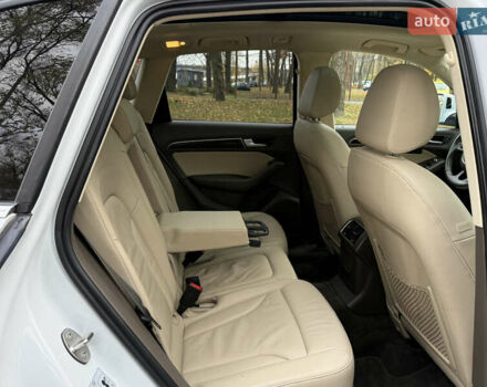 Білий Ауді Ку 5, об'ємом двигуна 3 л та пробігом 181 тис. км за 18999 $, фото 55 на Automoto.ua