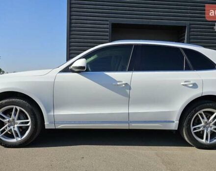 Белый Ауди Ку 5, объемом двигателя 1.98 л и пробегом 150 тыс. км за 16000 $, фото 4 на Automoto.ua