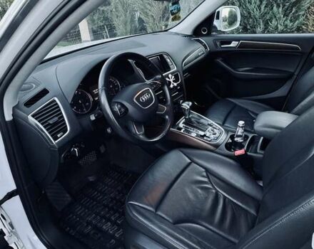 Білий Ауді Ку 5, об'ємом двигуна 1.98 л та пробігом 157 тис. км за 17000 $, фото 6 на Automoto.ua