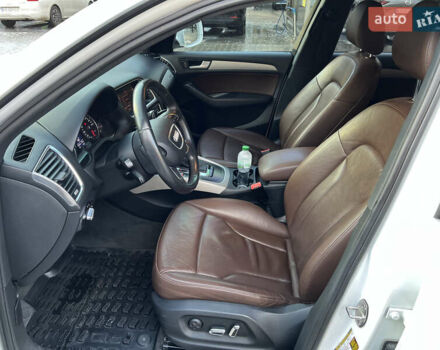 Белый Ауди Ку 5, объемом двигателя 1.98 л и пробегом 144 тыс. км за 14500 $, фото 7 на Automoto.ua