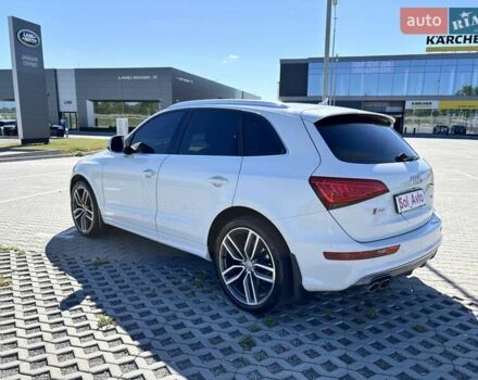 Белый Ауди Ку 5, объемом двигателя 2.97 л и пробегом 212 тыс. км за 18200 $, фото 4 на Automoto.ua