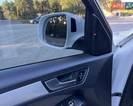 Белый Ауди Ку 5, объемом двигателя 1.97 л и пробегом 254 тыс. км за 18800 $, фото 73 на Automoto.ua