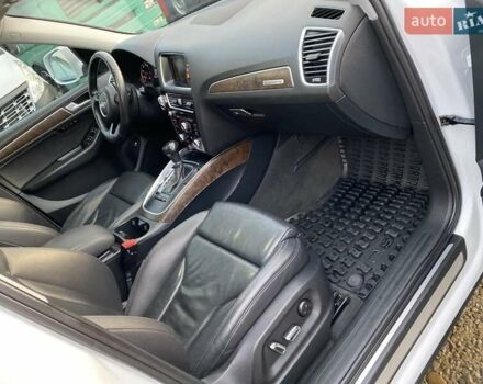 Білий Ауді Ку 5, об'ємом двигуна 1.98 л та пробігом 271 тис. км за 14550 $, фото 63 на Automoto.ua