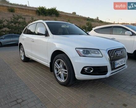 Белый Ауди Ку 5, объемом двигателя 2 л и пробегом 203 тыс. км за 15500 $, фото 7 на Automoto.ua