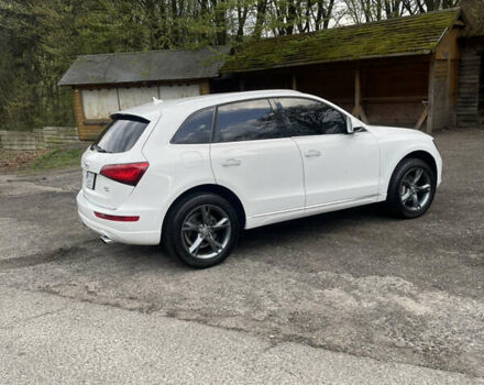 Білий Ауді Ку 5, об'ємом двигуна 2 л та пробігом 192 тис. км за 16000 $, фото 7 на Automoto.ua