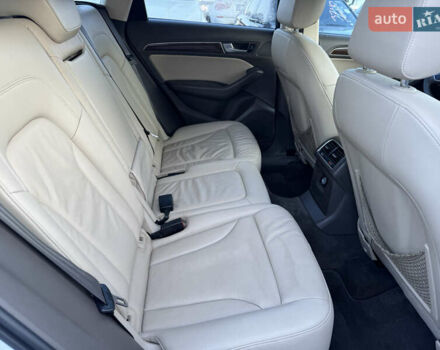 Белый Ауди Ку 5, объемом двигателя 2 л и пробегом 207 тыс. км за 13700 $, фото 21 на Automoto.ua