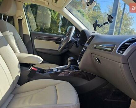 Белый Ауди Ку 5, объемом двигателя 1.98 л и пробегом 150 тыс. км за 16000 $, фото 15 на Automoto.ua