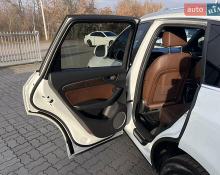 Білий Ауді Ку 5, об'ємом двигуна 1.98 л та пробігом 159 тис. км за 14490 $, фото 35 на Automoto.ua