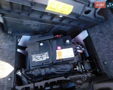 Белый Ауди Ку 5, объемом двигателя 2 л и пробегом 213 тыс. км за 13000 $, фото 84 на Automoto.ua