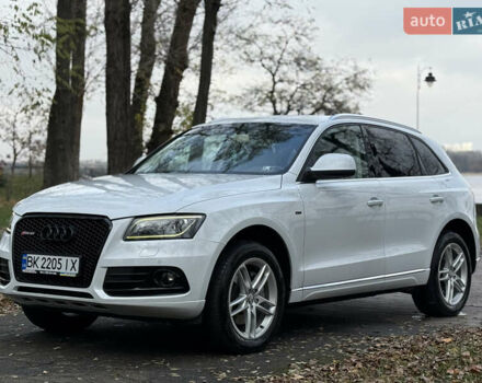 Білий Ауді Ку 5, об'ємом двигуна 3 л та пробігом 181 тис. км за 18999 $, фото 1 на Automoto.ua