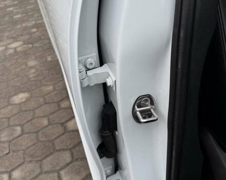 Білий Ауді Ку 5, об'ємом двигуна 1.98 л та пробігом 197 тис. км за 14999 $, фото 59 на Automoto.ua