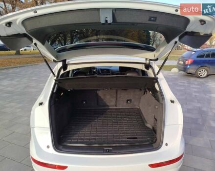 Белый Ауди Ку 5, объемом двигателя 2 л и пробегом 213 тыс. км за 13000 $, фото 26 на Automoto.ua