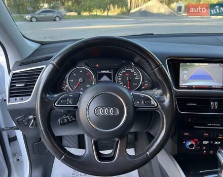 Белый Ауди Ку 5, объемом двигателя 1.97 л и пробегом 254 тыс. км за 18800 $, фото 79 на Automoto.ua