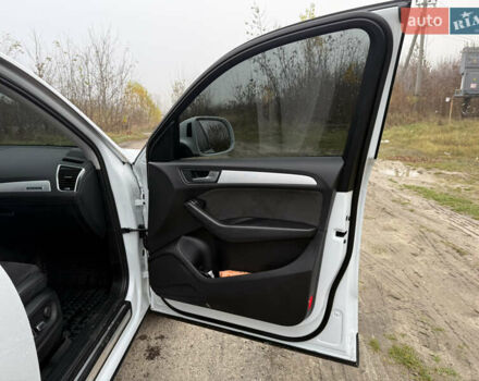 Білий Ауді Ку 5, об'ємом двигуна 1.97 л та пробігом 254 тис. км за 18600 $, фото 17 на Automoto.ua